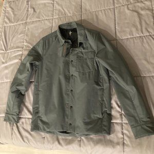 Western Rise Airloft Shirt Jacket NWT Size Medium!! Excellent Condition